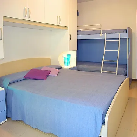 Gemini Con Piscina Lägenhet Bibione