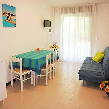 Gemini Con Piscina Apartman Bibione