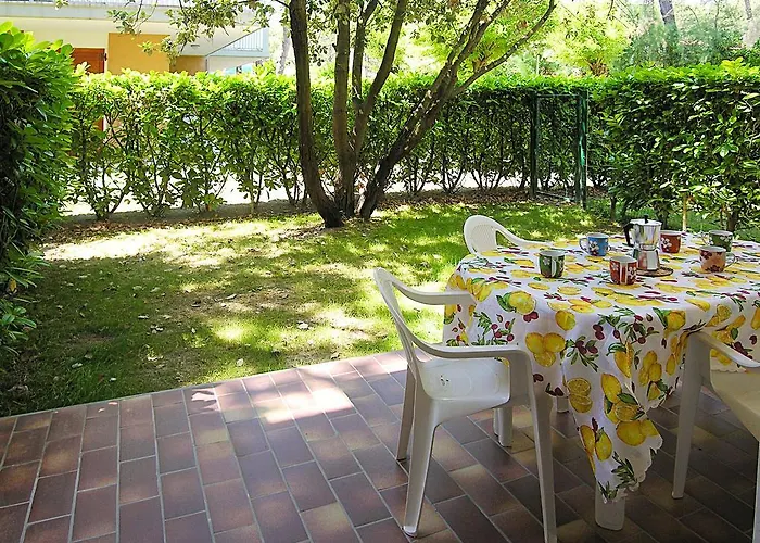 Gemini Con Piscina Apartman